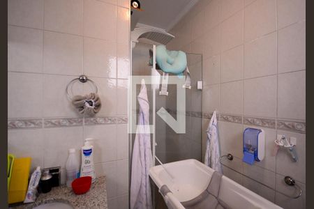 Apartamento à venda com 106m², 2 quartos e 2 vagasBanheiro da suite