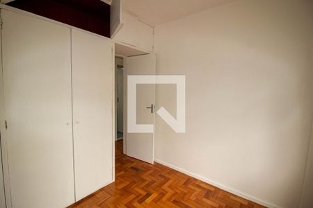 Quarto 1 de apartamento à venda com 3 quartos, 68m² em Grajau, Rio de Janeiro