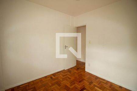 Quarto 2 de apartamento à venda com 3 quartos, 68m² em Grajau, Rio de Janeiro
