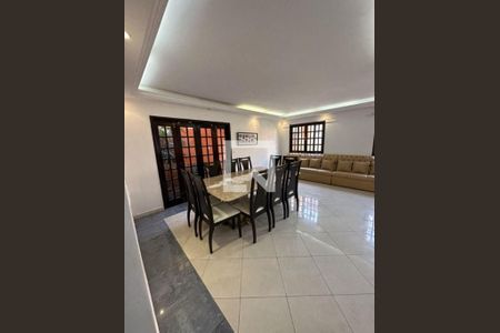 Casa à venda com 4 quartos, 329m² em Parque dos Passaros, São Bernardo do Campo