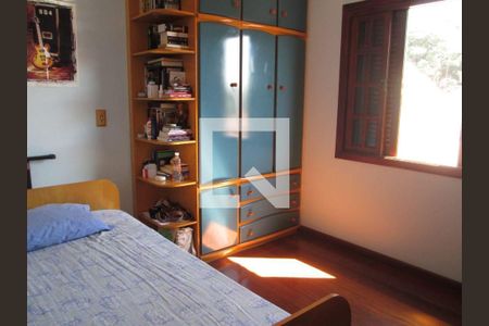 Casa à venda com 3 quartos, 220m² em Nova Petrópolis, São Bernardo do Campo