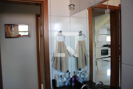 Apartamento à venda com 216m², 4 quartos e 3 vagasBanheiro 1