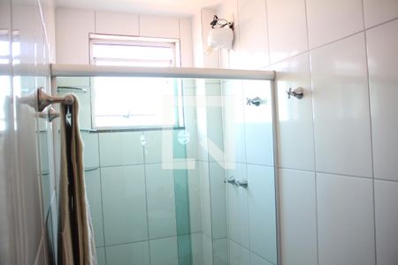 Apartamento à venda com 216m², 4 quartos e 3 vagasBanheiro Quarto 3