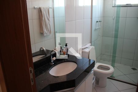 Apartamento à venda com 216m², 4 quartos e 3 vagasBanheiro 1
