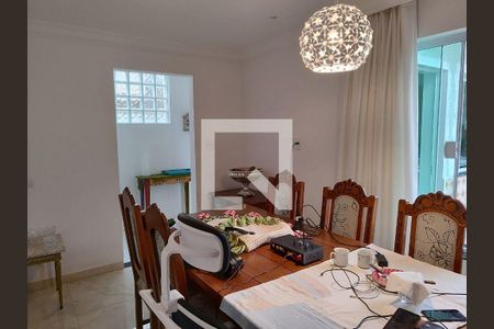 Casa à venda com 3 quartos, 216m² em Santa Terezinha, São Bernardo do Campo