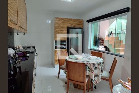 Casa à venda com 3 quartos, 216m² em Santa Terezinha, São Bernardo do Campo