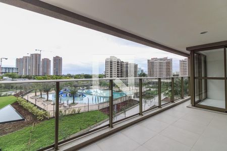 Varanda de apartamento para alugar com 3 quartos, 119m² em Barra da Tijuca, Rio de Janeiro