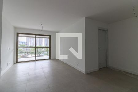 Sala de apartamento para alugar com 3 quartos, 119m² em Barra da Tijuca, Rio de Janeiro