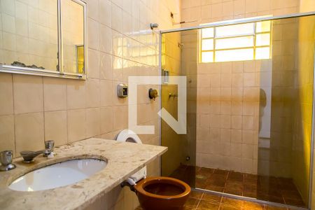 Casa à venda com 110m², 4 quartos e 2 vagasBanheiro Social