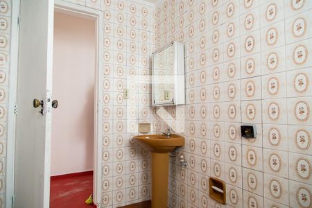 Casa à venda com 110m², 4 quartos e 2 vagasBanheiro