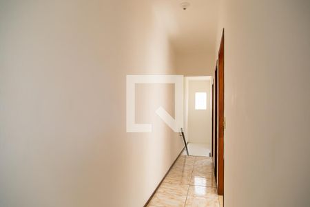 Casa à venda com 110m², 4 quartos e 2 vagasCorredor