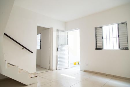 Sala 2 de casa à venda com 4 quartos, 110m² em Vila Fachini, São Paulo