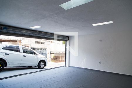 Casa à venda com 110m², 4 quartos e 2 vagasGaragem
