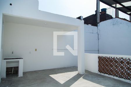 Casa à venda com 110m², 4 quartos e 2 vagasÁrea de Serviço