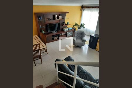 Casa à venda com 4 quartos, 307m² em Vila Alvinopolis, São Bernardo do Campo