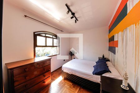 Casa à venda com 246m², 3 quartos e 3 vagasQuarto 2