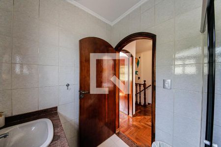 Casa à venda com 246m², 3 quartos e 3 vagasBanheiro 1