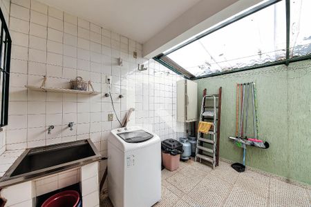 Casa à venda com 246m², 3 quartos e 3 vagasÁrea de Serviço