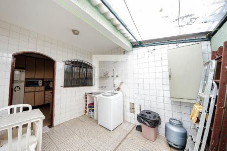 Casa à venda com 246m², 3 quartos e 3 vagasÁrea de Serviço