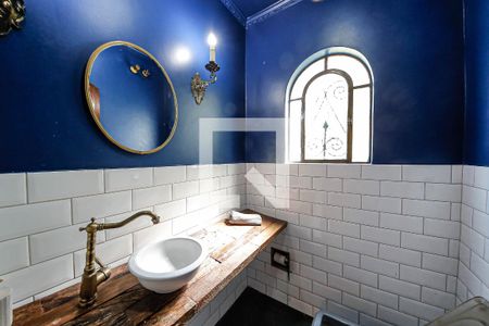 Casa à venda com 246m², 3 quartos e 3 vagasLavabo