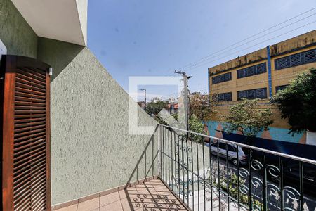 Casa à venda com 246m², 3 quartos e 3 vagasVaranda Quarto 1