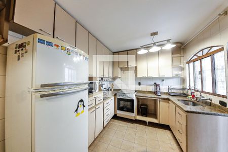 Casa à venda com 246m², 3 quartos e 3 vagasCozinha