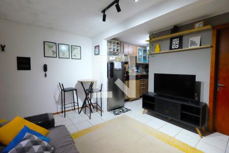 Sala de apartamento à venda com 2 quartos, 40m² em Rubem Berta, Porto Alegre