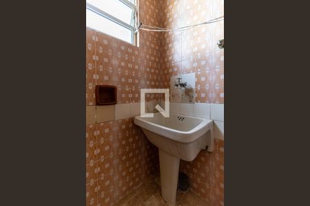 Banheiro - Tanque de kitnet/studio à venda com 1 quarto, 30m² em Santa Efigênia, São Paulo
