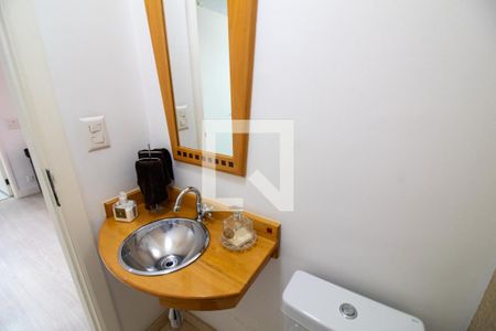 Apartamento para alugar com 140m², 3 quartos e 3 vagas Apartamento para alugar com 140m², 3 quartos e 3 vagasLavabo