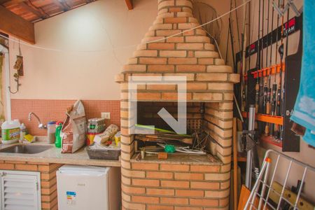 Casa à venda com 194m², 4 quartos e 2 vagasQuintal - Churrasqueira