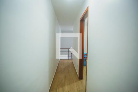 Casa à venda com 194m², 4 quartos e 2 vagasCorredor - Quartos