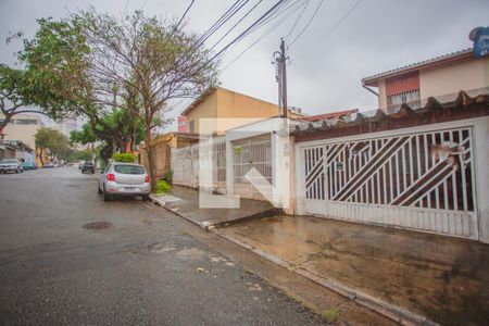 Casa à venda com 194m², 4 quartos e 2 vagasFachada