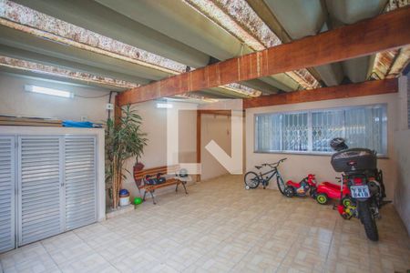 Casa à venda com 194m², 4 quartos e 2 vagasGaragem