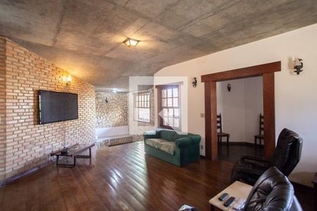 Sala 1 de casa para alugar com 4 quartos, 333m² em Santa Amelia, Belo Horizonte