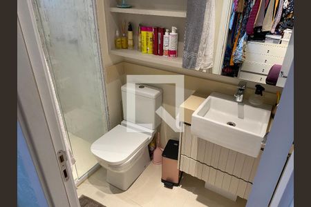 Apartamento para alugar com 88m², 1 quarto e 2 vagas Apartamento para alugar com 88m², 1 quarto e 2 vagasBanheiro da Suíte