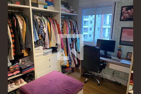 Apartamento para alugar com 88m², 1 quarto e 2 vagas Apartamento para alugar com 88m², 1 quarto e 2 vagasCloset da suíte