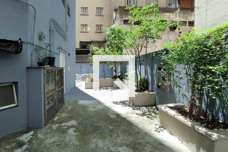 Apartamento à venda com 32m², 1 quarto e 1 vaga Apartamento à venda com 32m², 1 quarto e 1 vagaÁrea comum - Pátio