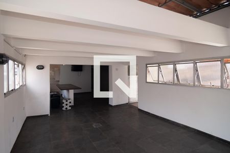 Apartamento à venda com 32m², 1 quarto e 1 vaga Apartamento à venda com 32m², 1 quarto e 1 vagaÁrea comum - Salão de festas