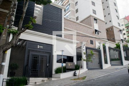 Apartamento à venda com 65m², 2 quartos e 1 vaga Apartamento à venda com 65m², 2 quartos e 1 vagaFachada