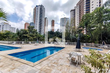 Apartamento para alugar com 98m², 3 quartos e 2 vagasÁrea Comum - Piscinas