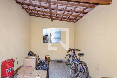 Casa à venda com 145m², 2 quartos e 2 vagas Casa à venda com 145m², 2 quartos e 2 vagasDeposito