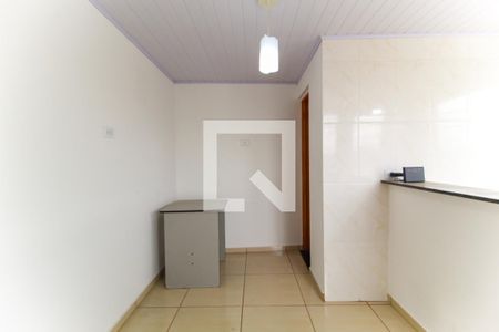 Sala de casa para alugar com 2 quartos, 40m² em Vila Campanela, São Paulo