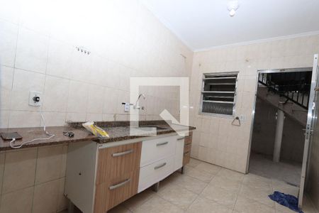 Casa para alugar com 80m², 2 quartos e 1 vaga Casa para alugar com 80m², 2 quartos e 1 vagaCozinha