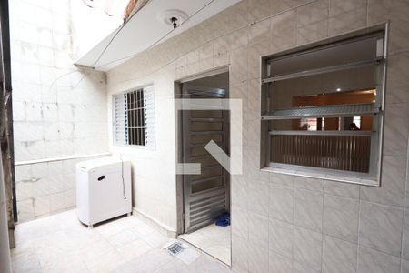 Casa para alugar com 80m², 2 quartos e 1 vaga Casa para alugar com 80m², 2 quartos e 1 vagaQuintal