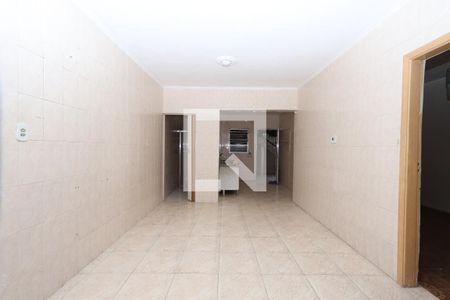 Casa para alugar com 80m², 2 quartos e 1 vaga Casa para alugar com 80m², 2 quartos e 1 vagaCopa