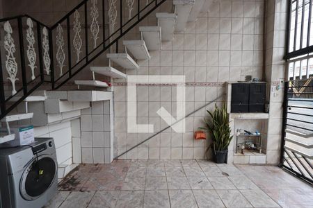 Casa para alugar com 80m², 2 quartos e 1 vaga Casa para alugar com 80m², 2 quartos e 1 vagaGaragem