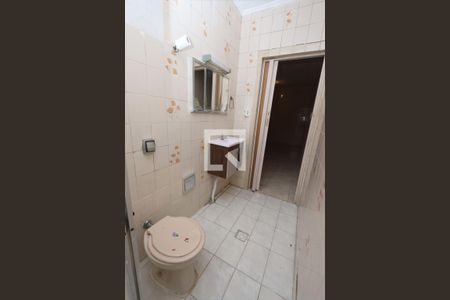 Casa para alugar com 80m², 2 quartos e 1 vaga Casa para alugar com 80m², 2 quartos e 1 vagaBanheiro