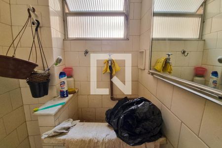 Apartamento para alugar com 118m², 3 quartos e sem vagaBanheiro de serviço