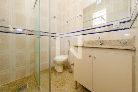 Casa à venda com 180m², 4 quartos e 2 vagasBanheiro suíte