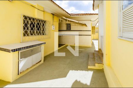 Casa à venda com 180m², 4 quartos e 2 vagasÁrea externa